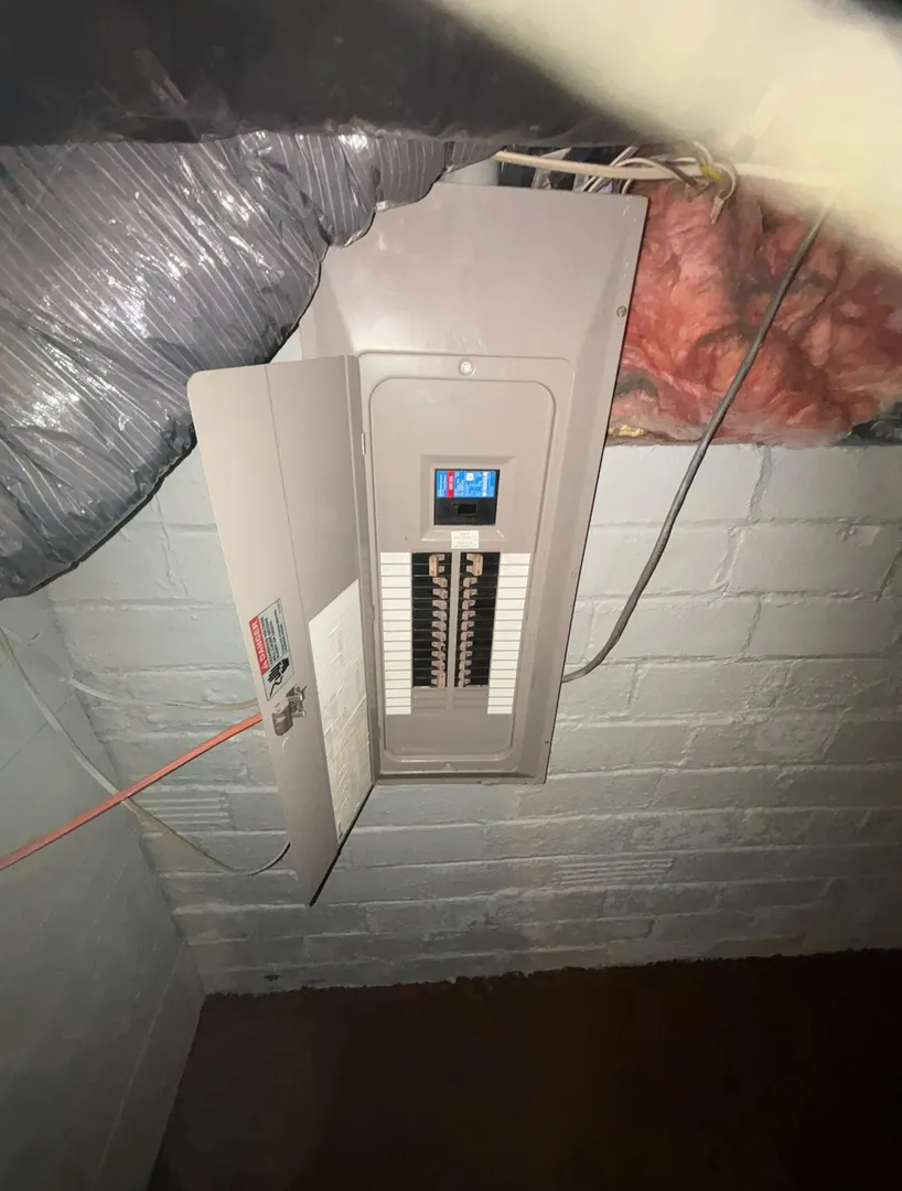 2512 N Maryland Street IL