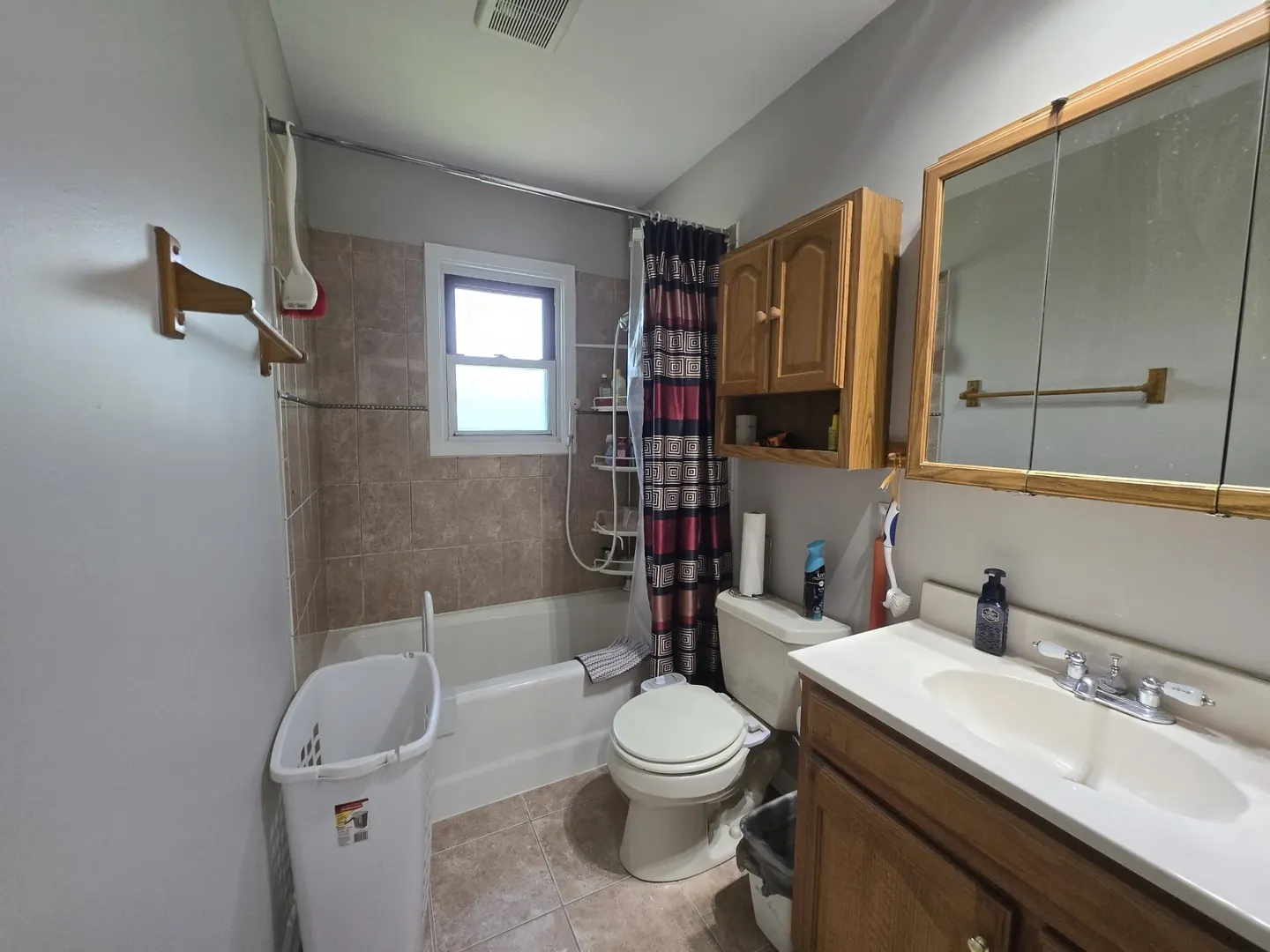 4400 Waubansie Lane IL