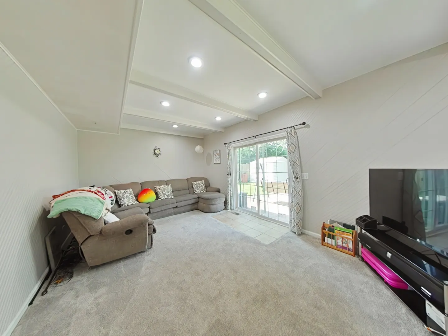 4400 Waubansie Lane IL