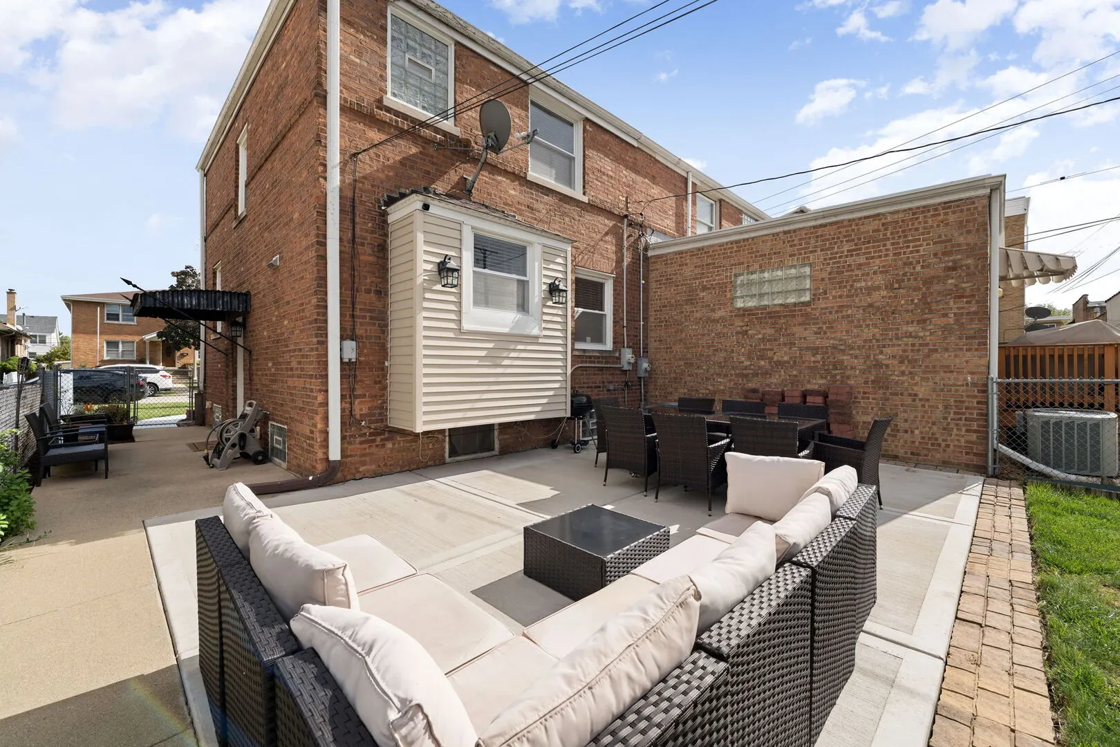 1514 N 22nd Avenue IL