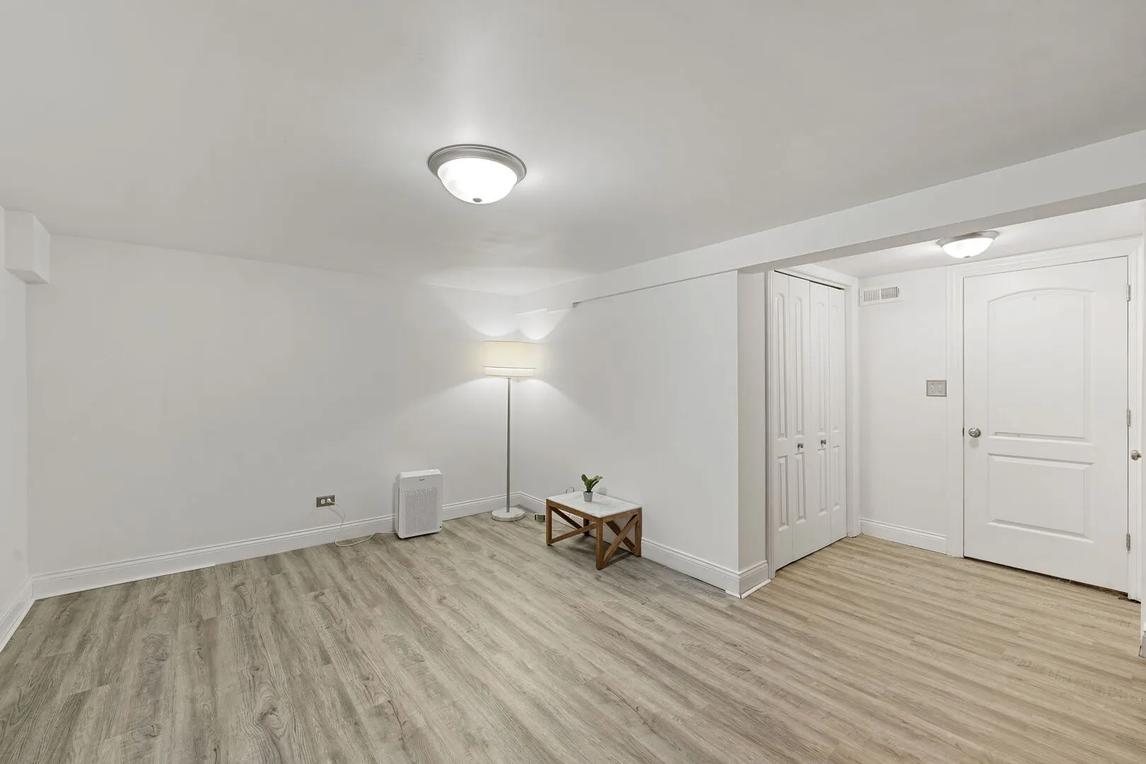 1514 N 22nd Avenue IL