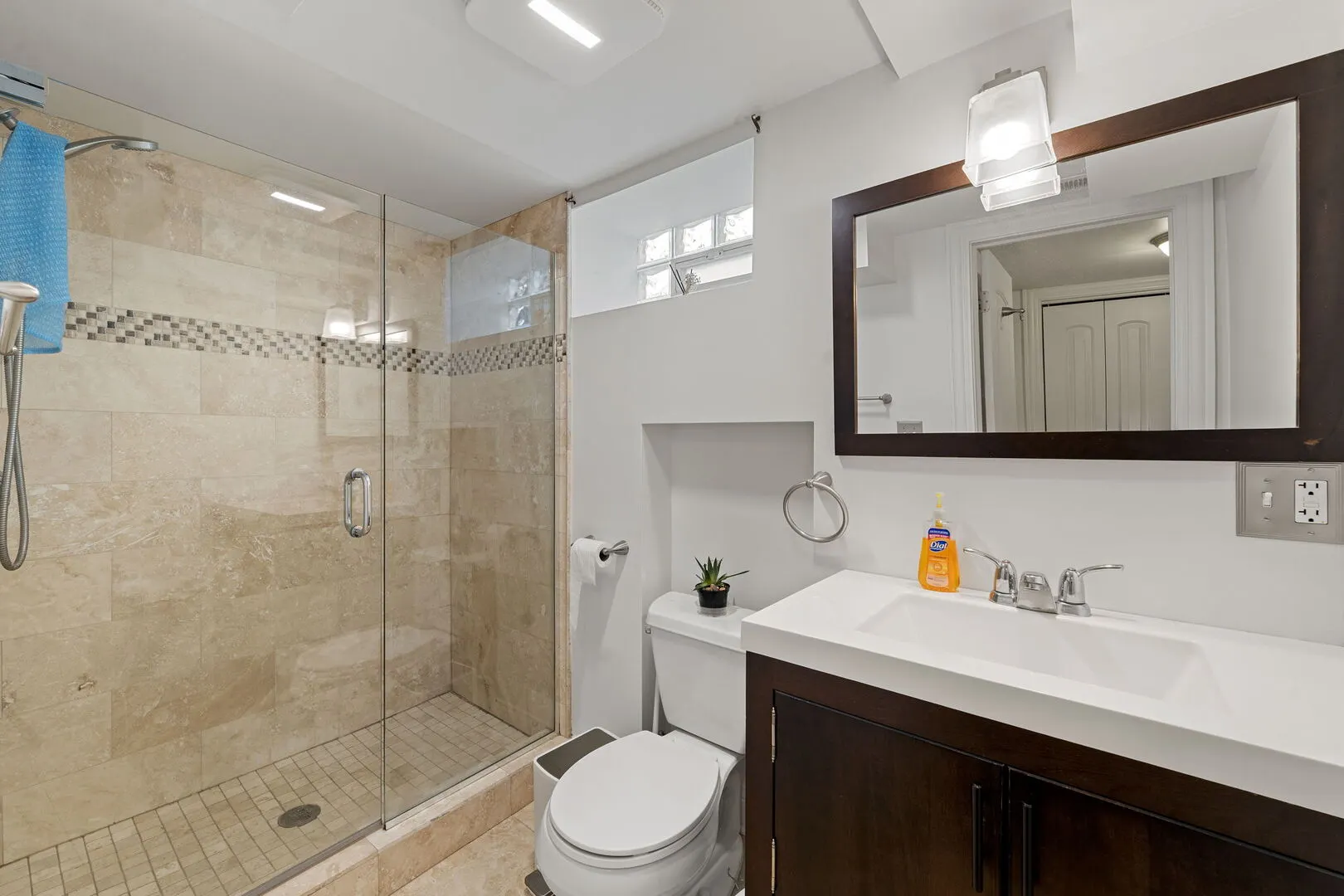 1514 N 22nd Avenue IL