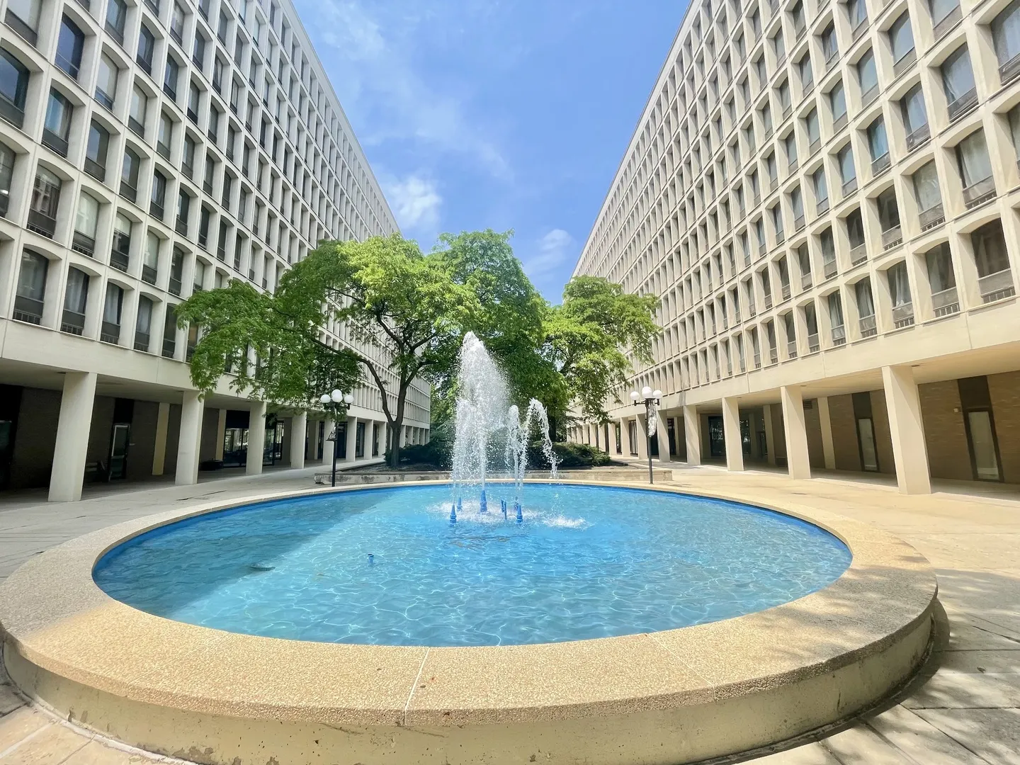 1450 E 55th Place 530S IL