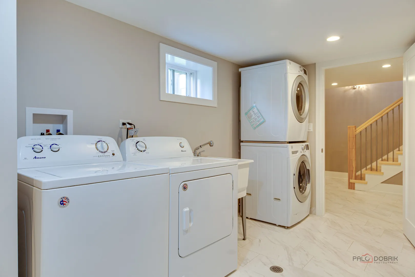 8548 Lockwood Avenue IL