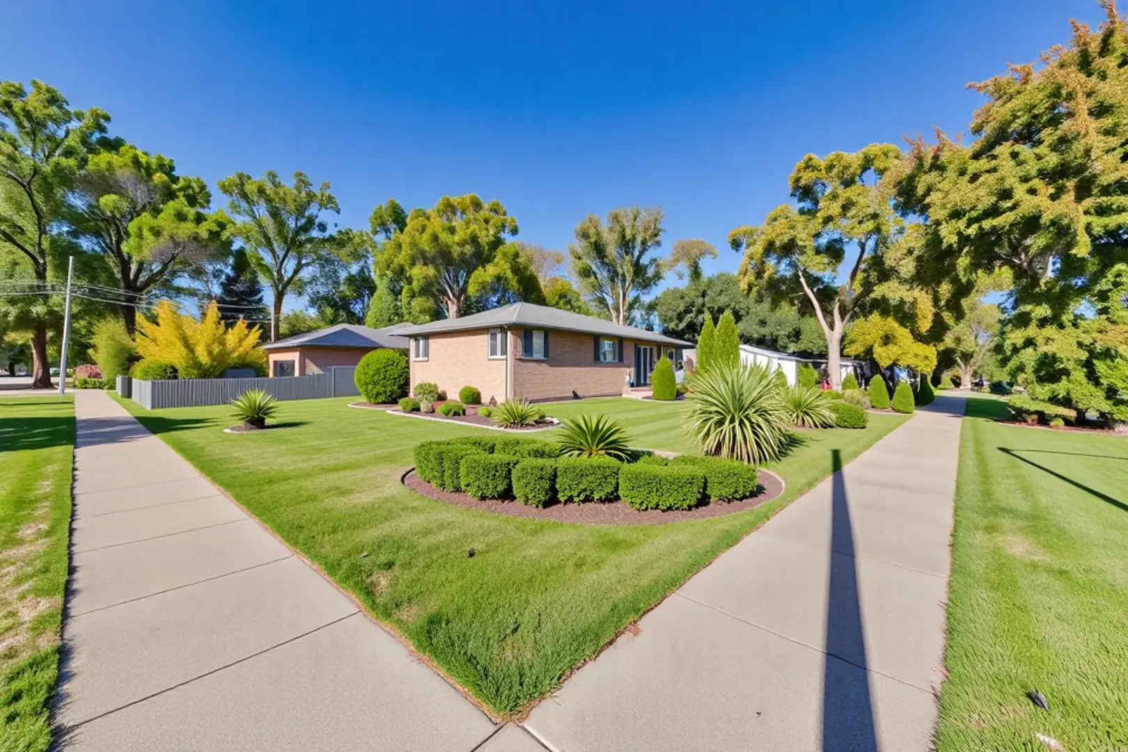 8548 Lockwood Avenue IL