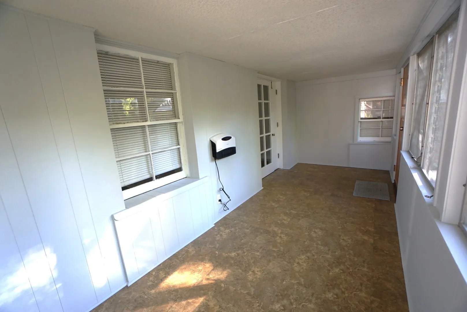 6826 N Knox Avenue IL