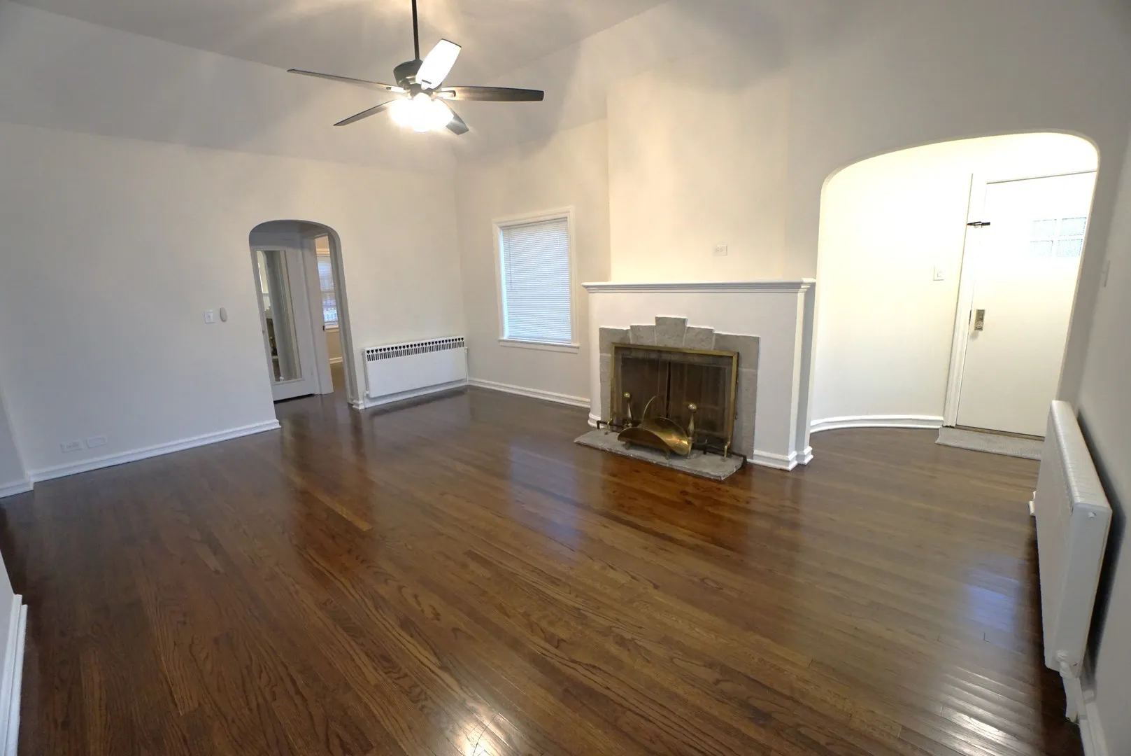 6826 N Knox Avenue IL