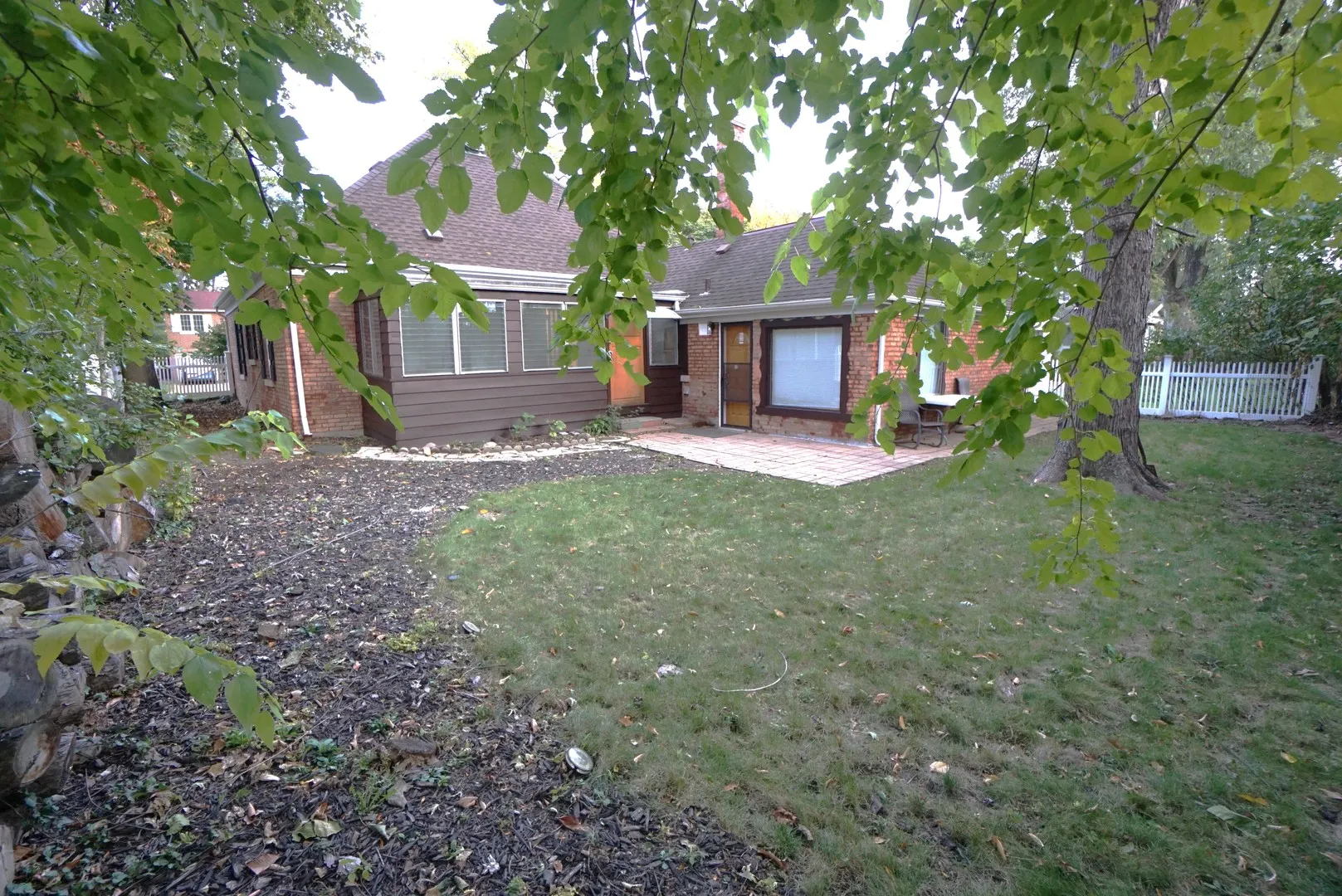 6826 N Knox Avenue IL