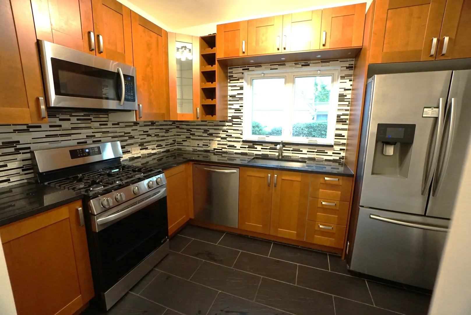 6826 N Knox Avenue IL