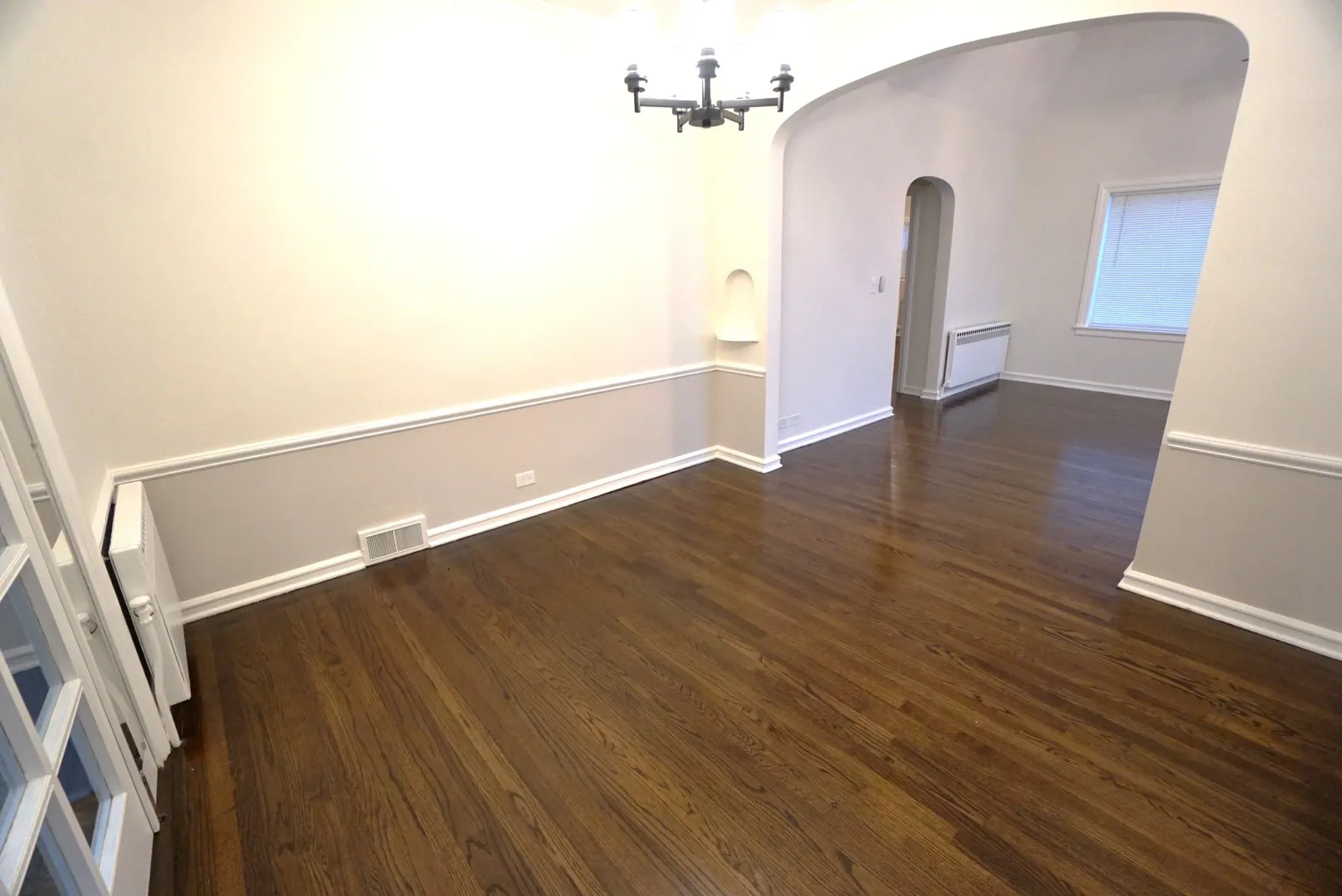 6826 N Knox Avenue IL