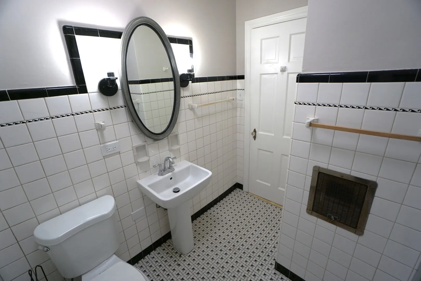 6826 N Knox Avenue IL