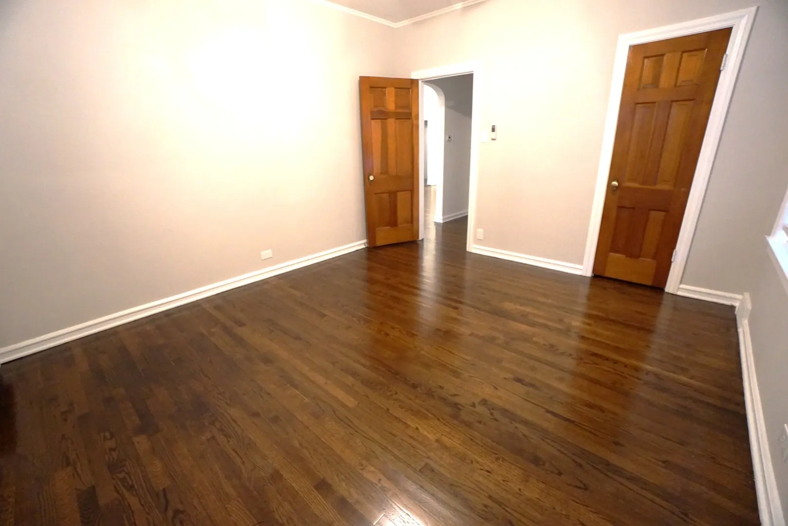 6826 N Knox Avenue IL