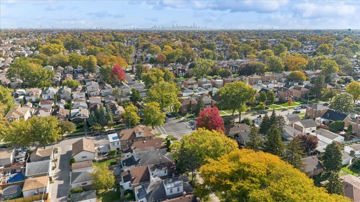 3047 N 79th Avenue IL