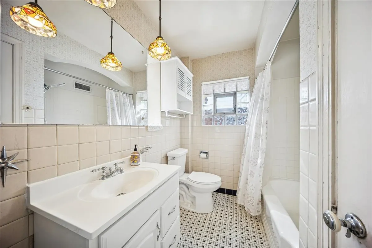 3047 N 79th Avenue IL