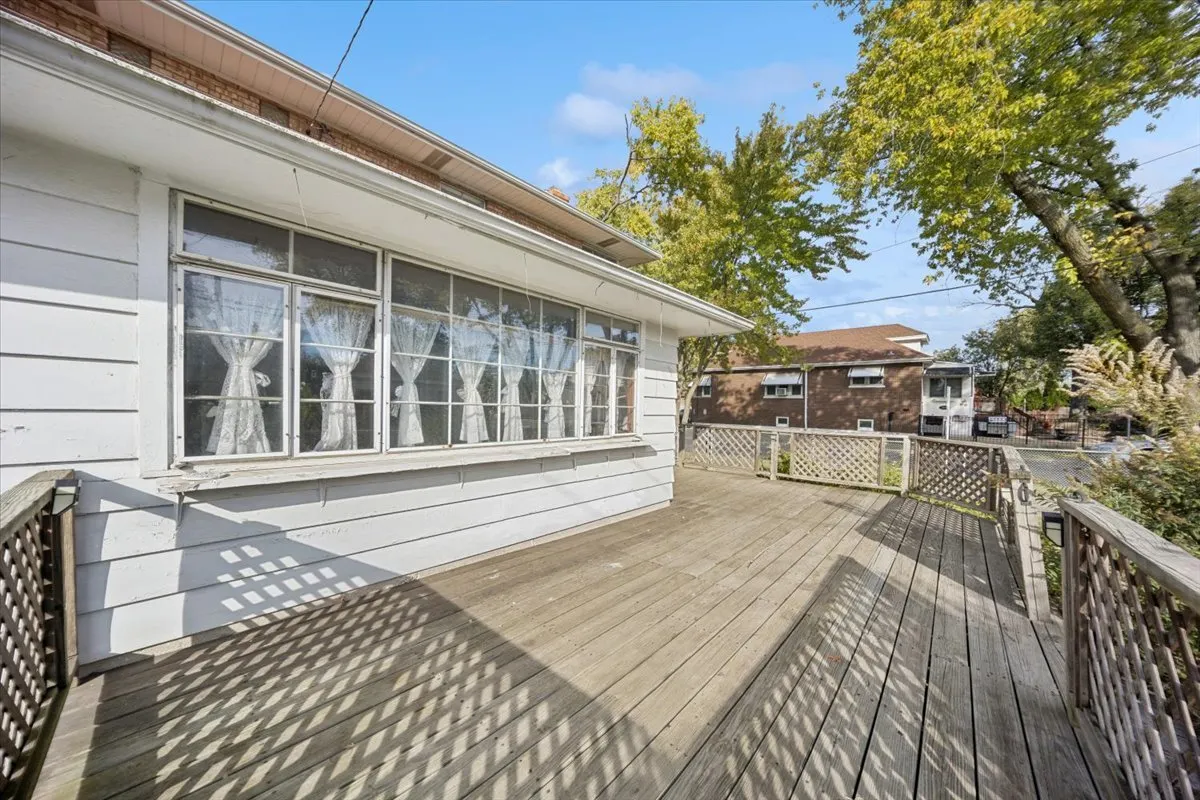 3047 N 79th Avenue IL