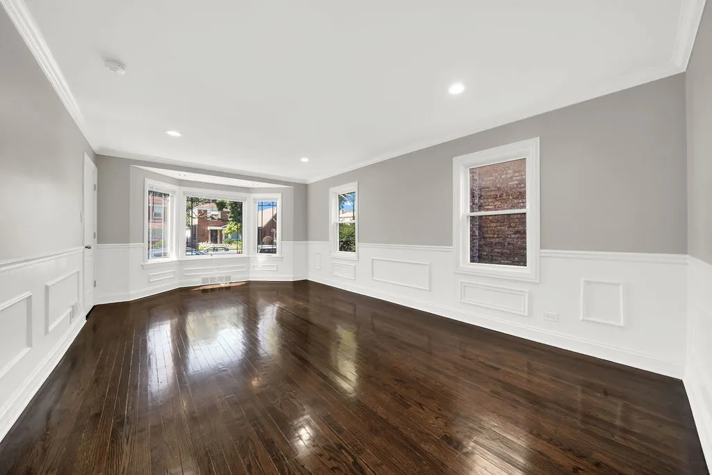 8033 S Campbell Avenue IL