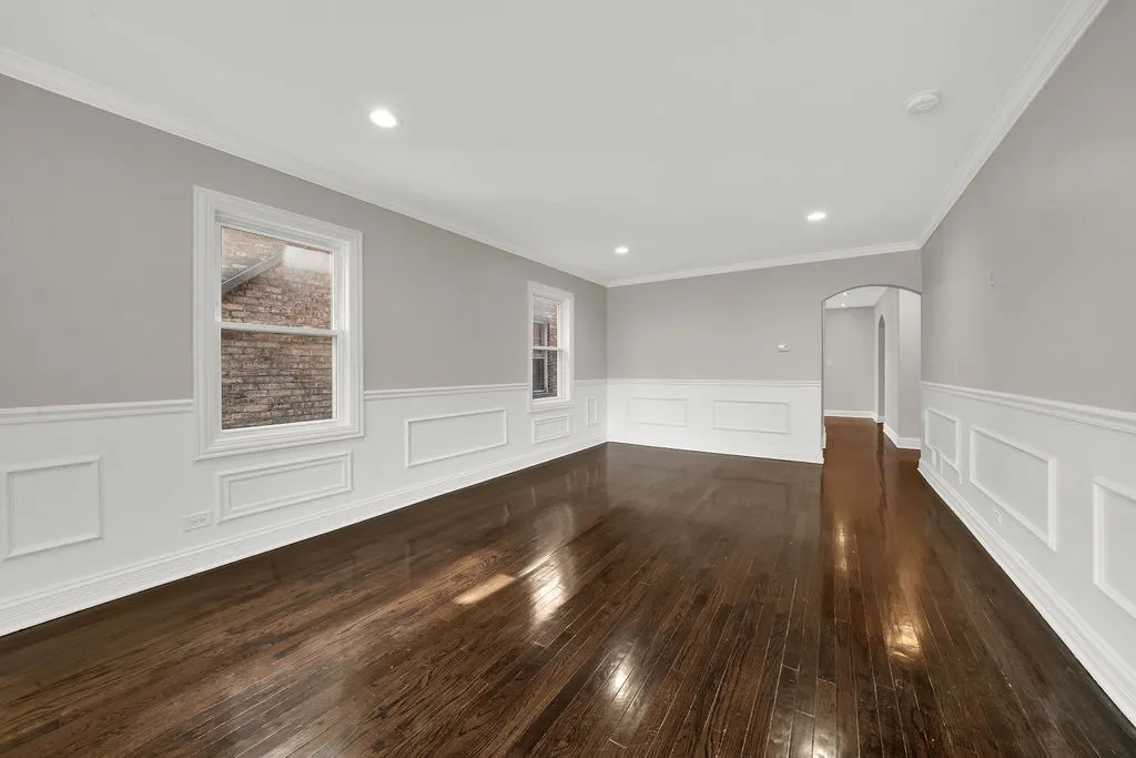 8033 S Campbell Avenue IL