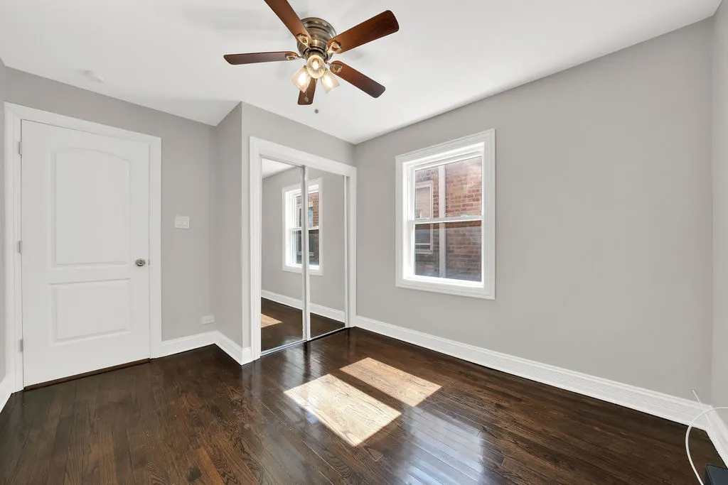 8033 S Campbell Avenue IL