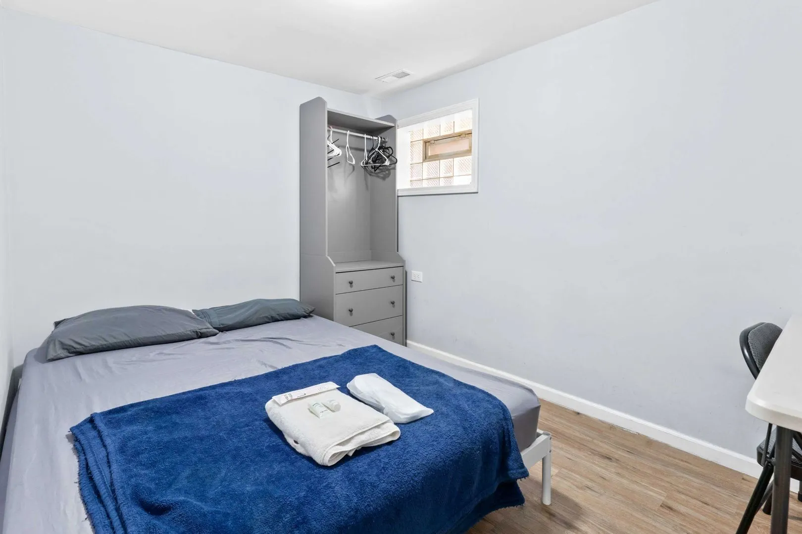 1835 W 34th Street IL