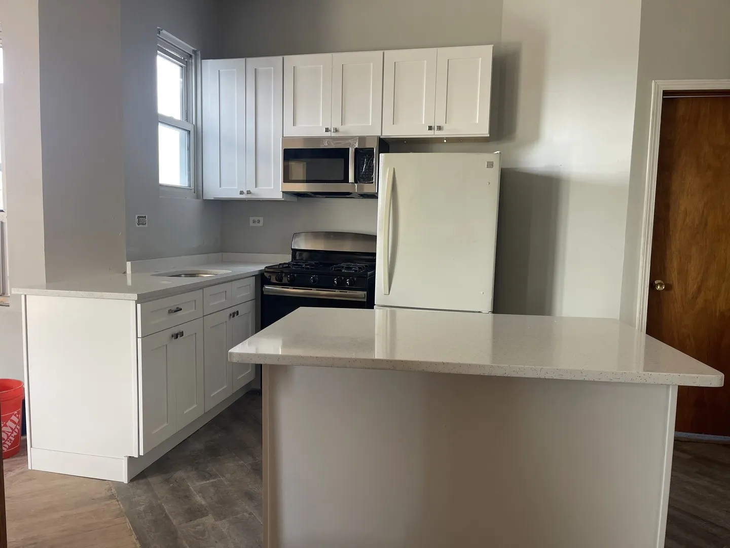 3220 W armitage Avenue 302 IL