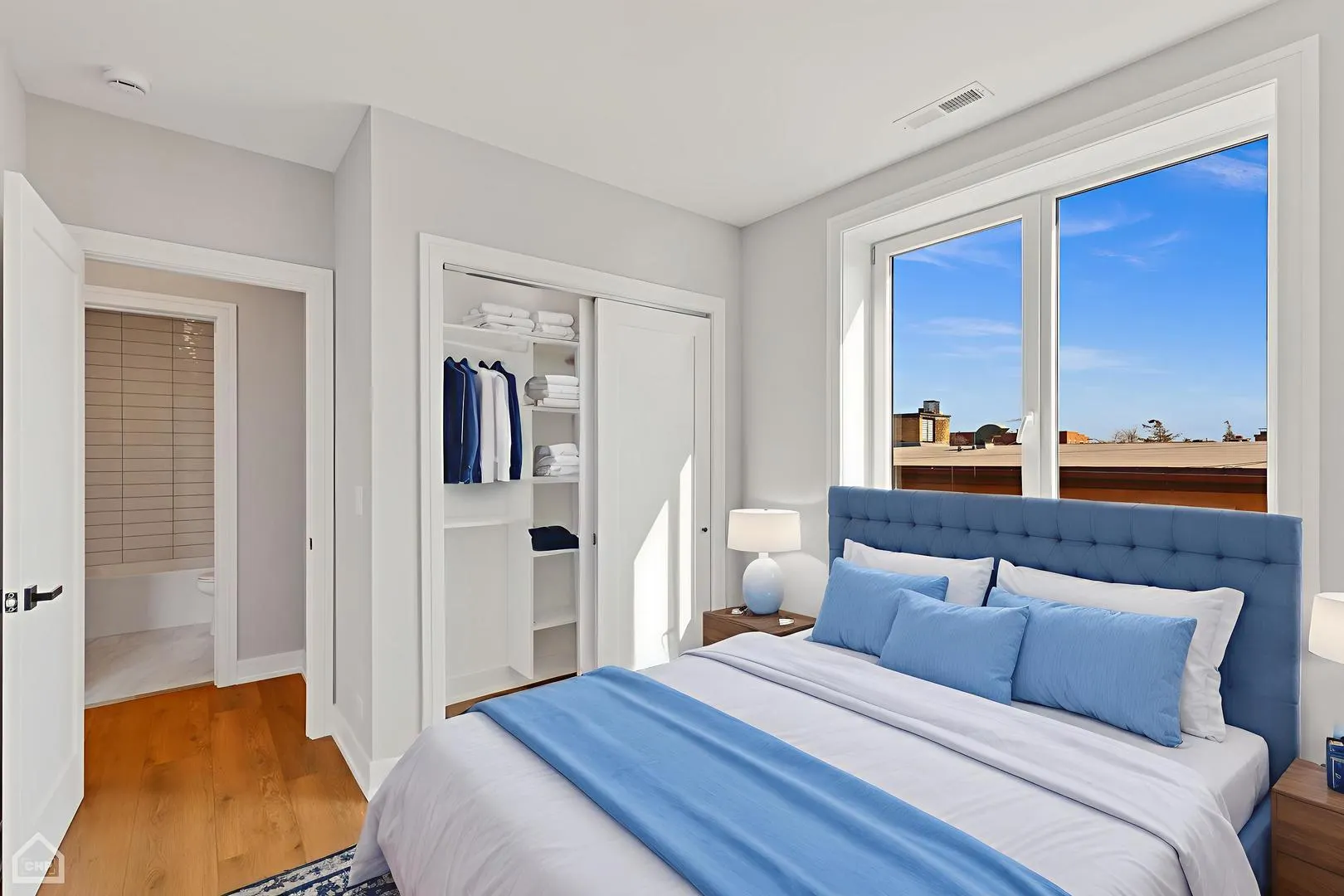 8631 W Grand Avenue 2W IL