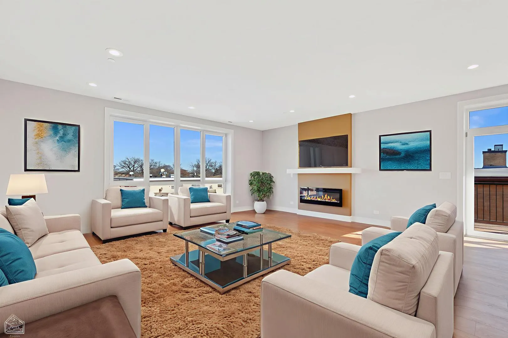 8631 W Grand Avenue 2W IL