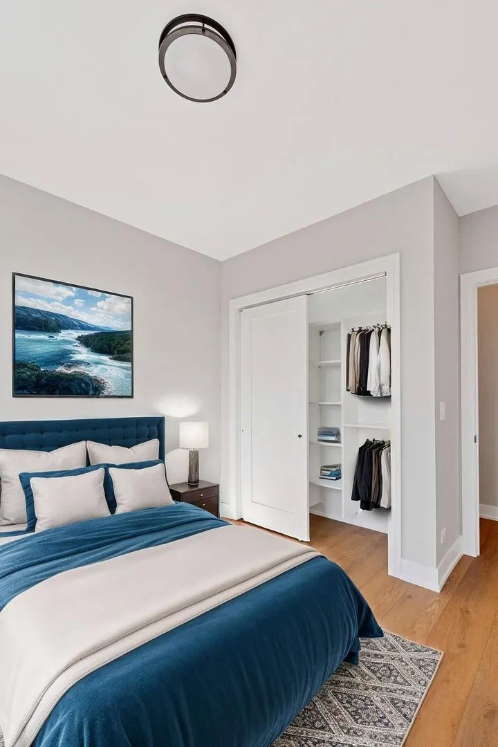 8631 W Grand Avenue 2W IL