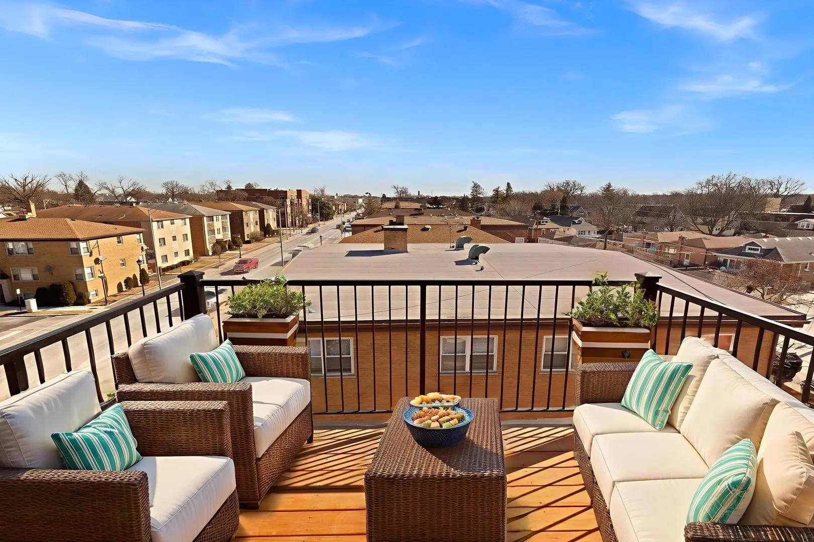 8631 W Grand Avenue 4W IL