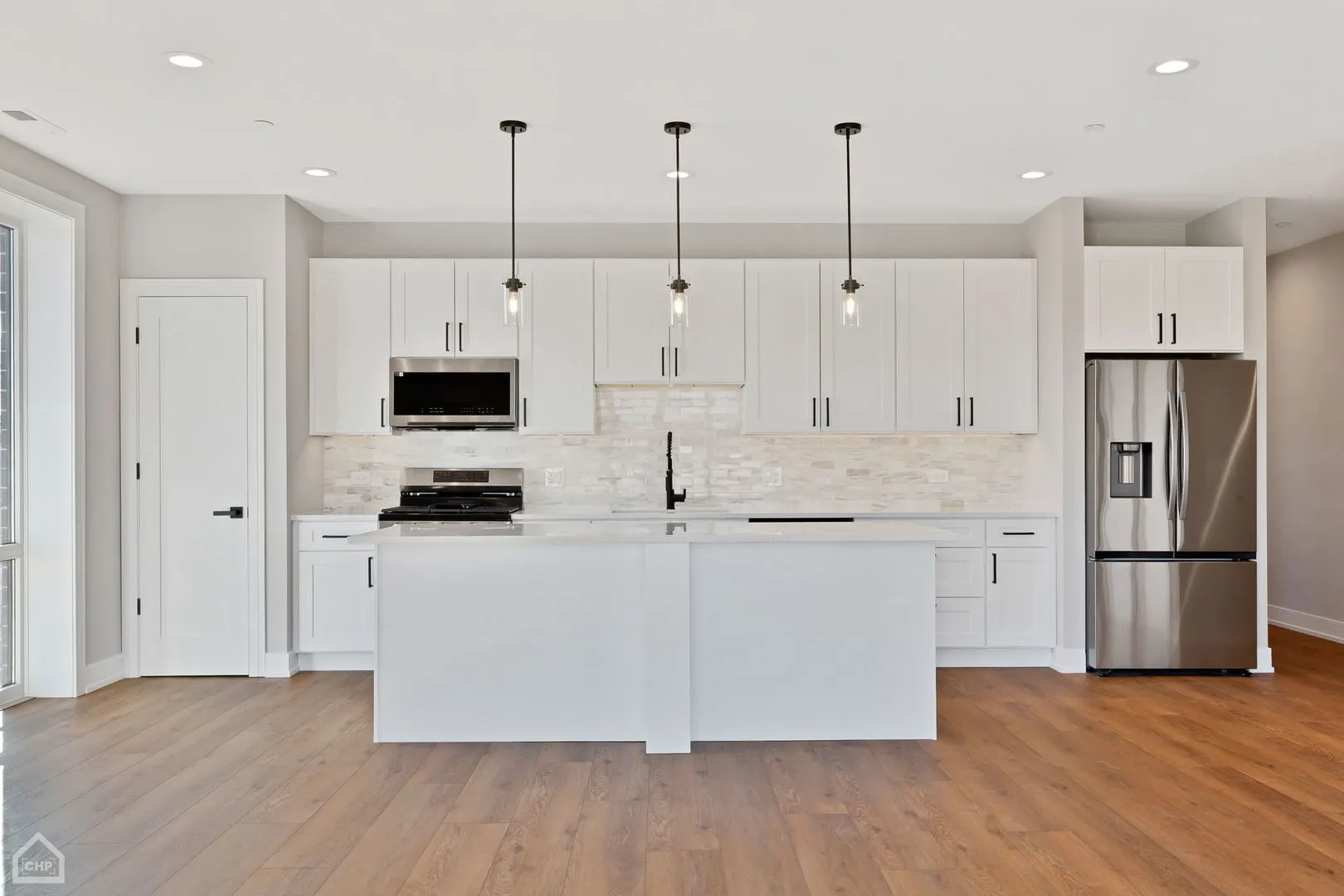 8631 W Grand Avenue 4W IL