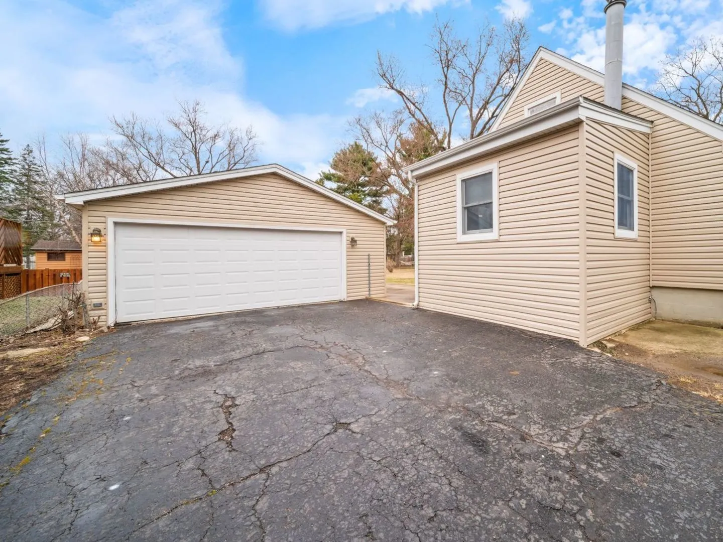 28w686 Townline Road IL