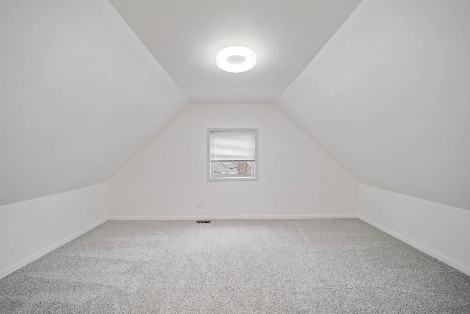 28w686 Townline Road IL