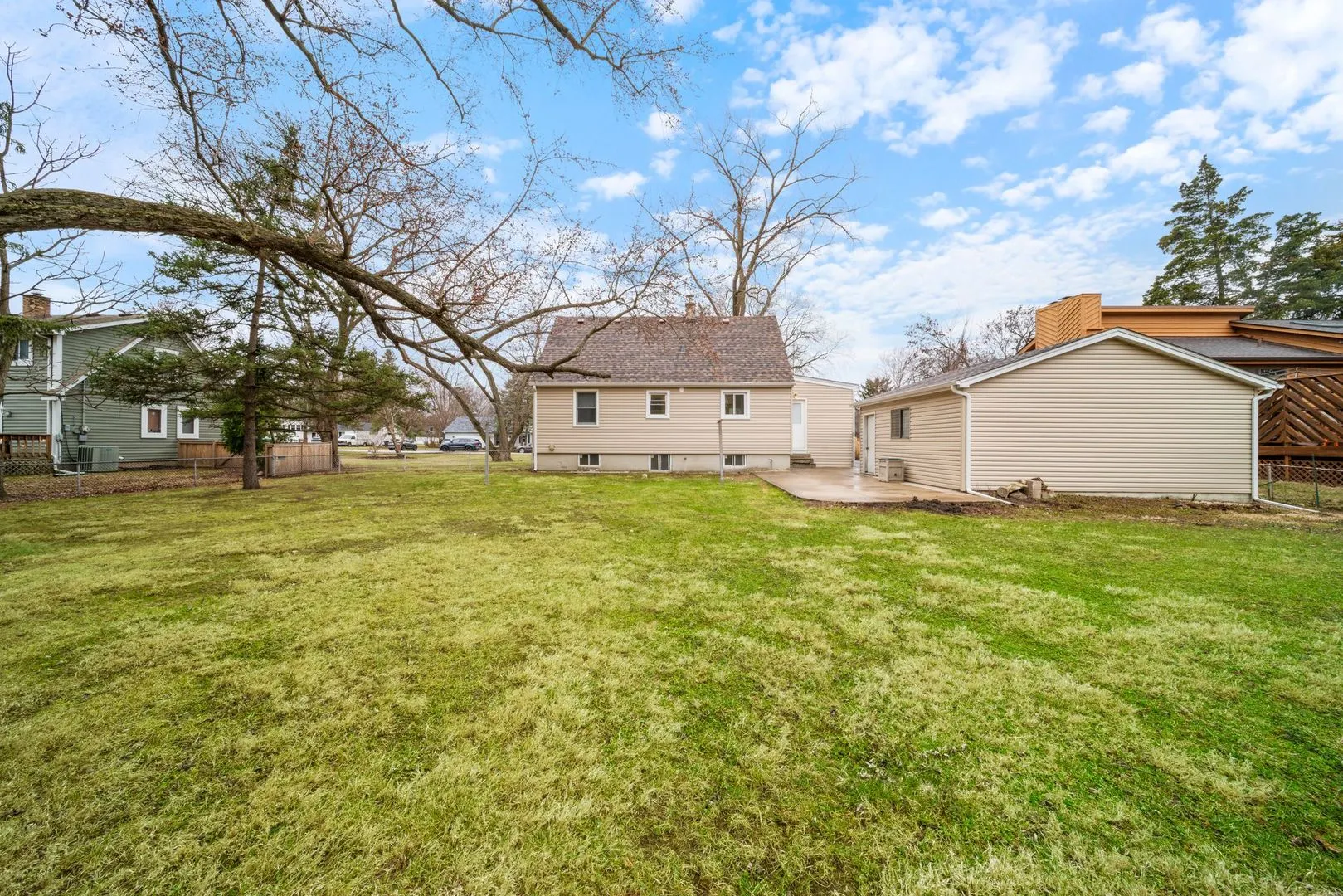 28w686 Townline Road IL