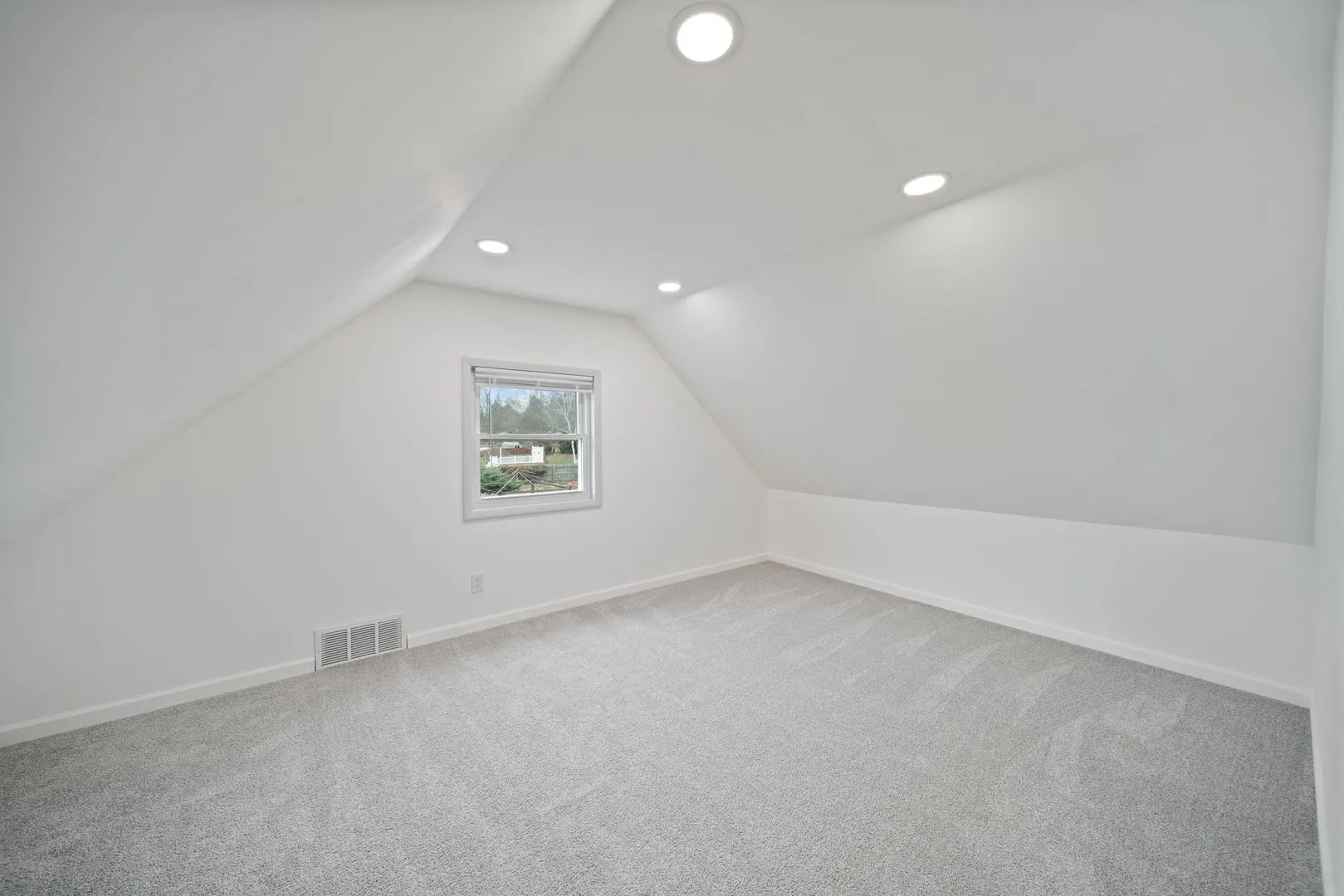 28w686 Townline Road IL