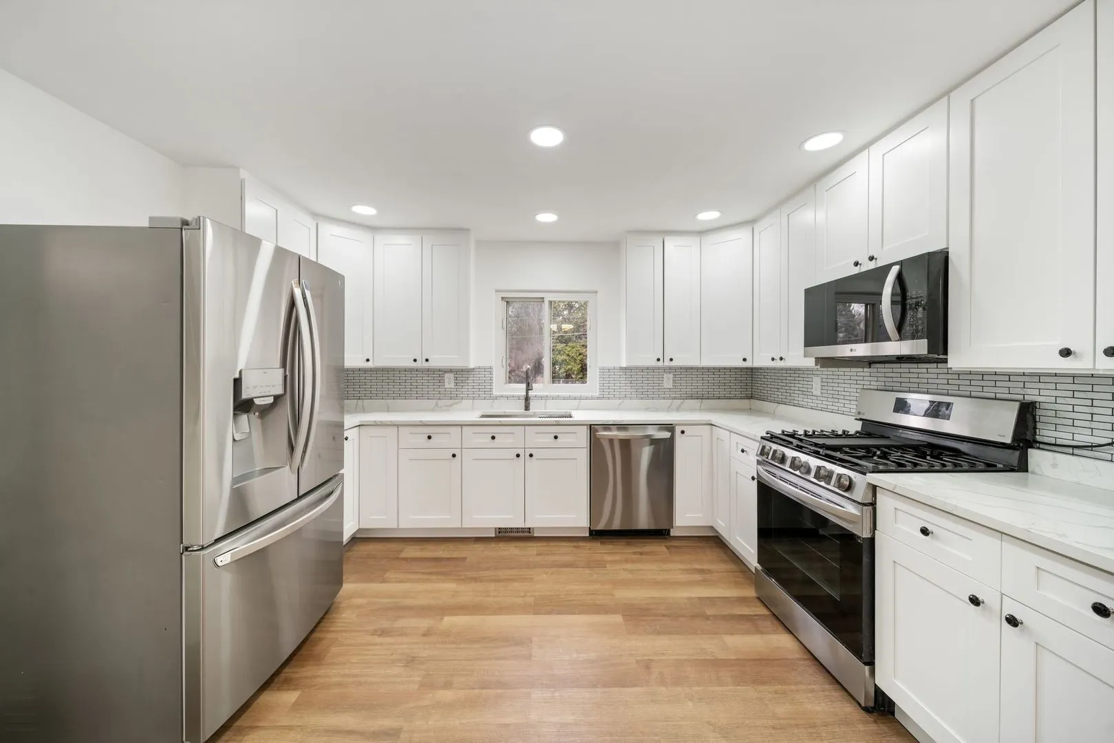 28w686 Townline Road IL