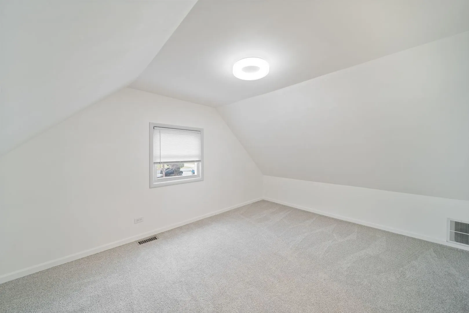 28w686 Townline Road IL