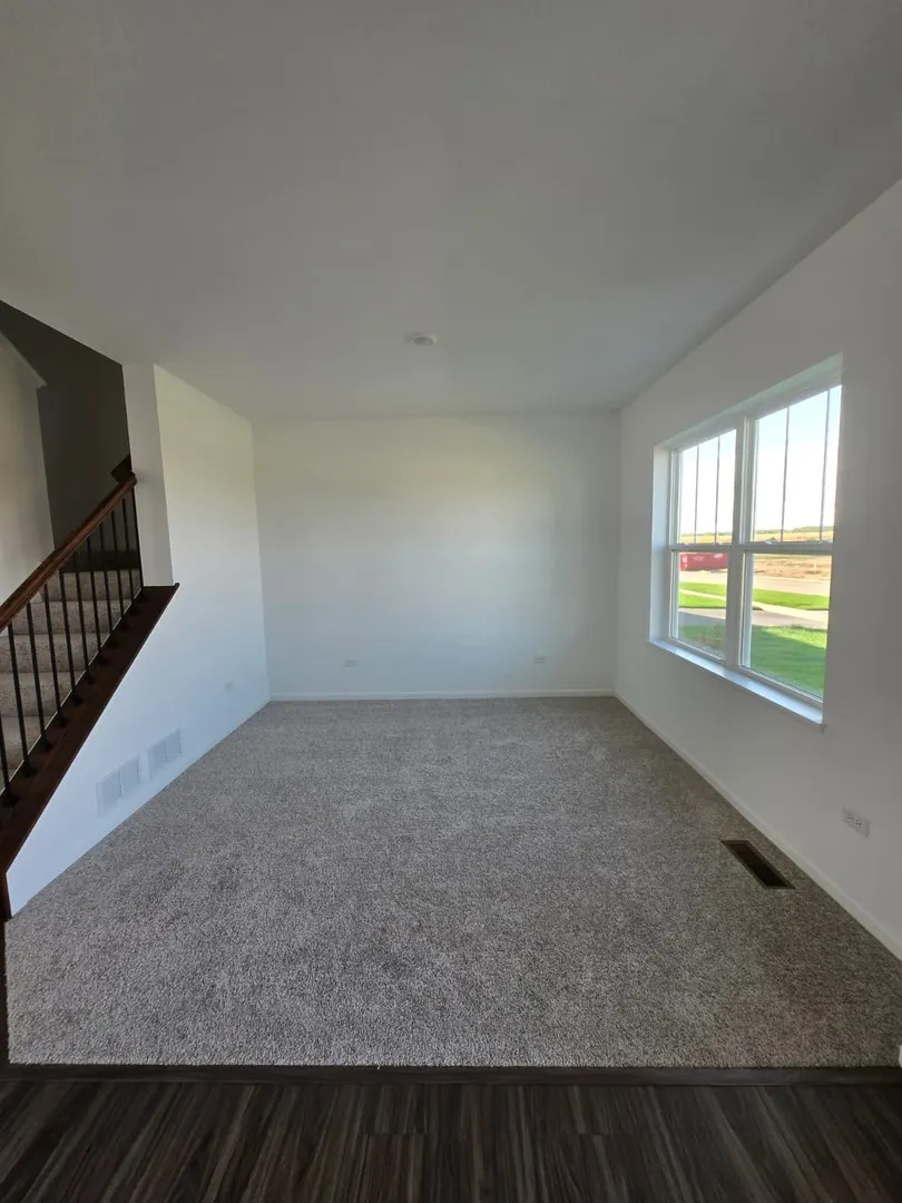 348 Danforth Drive IL