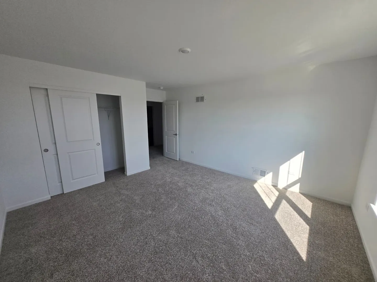 348 Danforth Drive IL