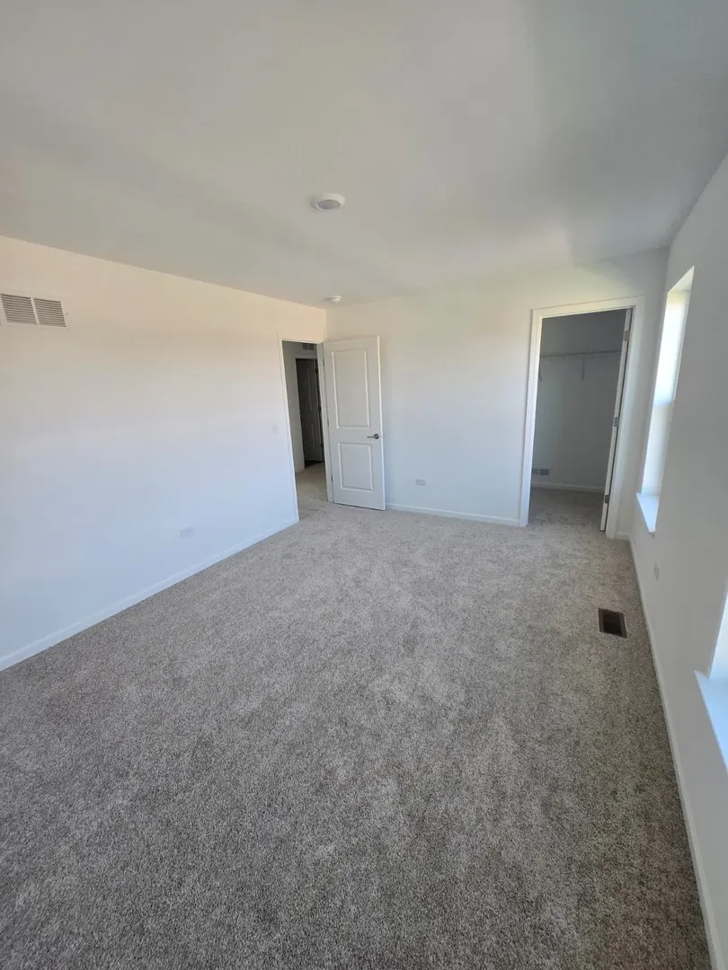 348 Danforth Drive IL