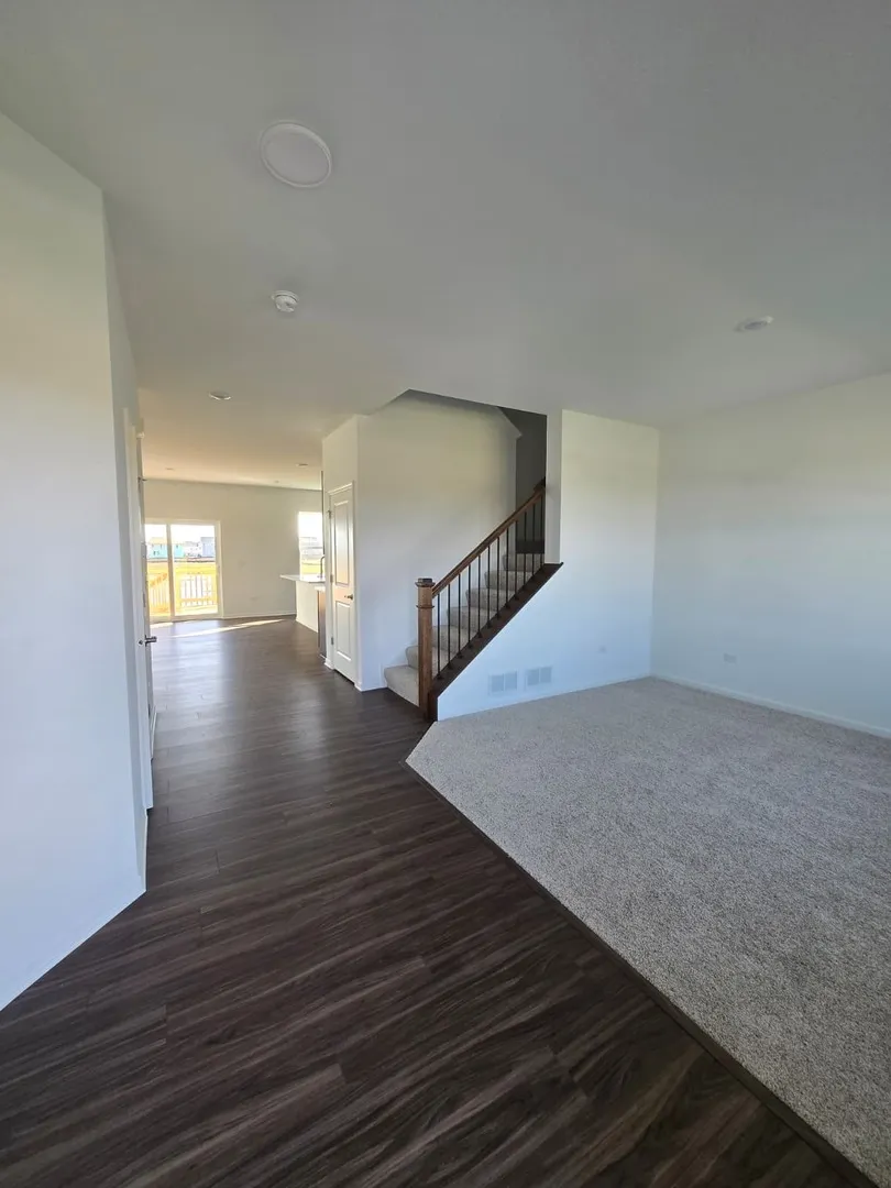 348 Danforth Drive IL