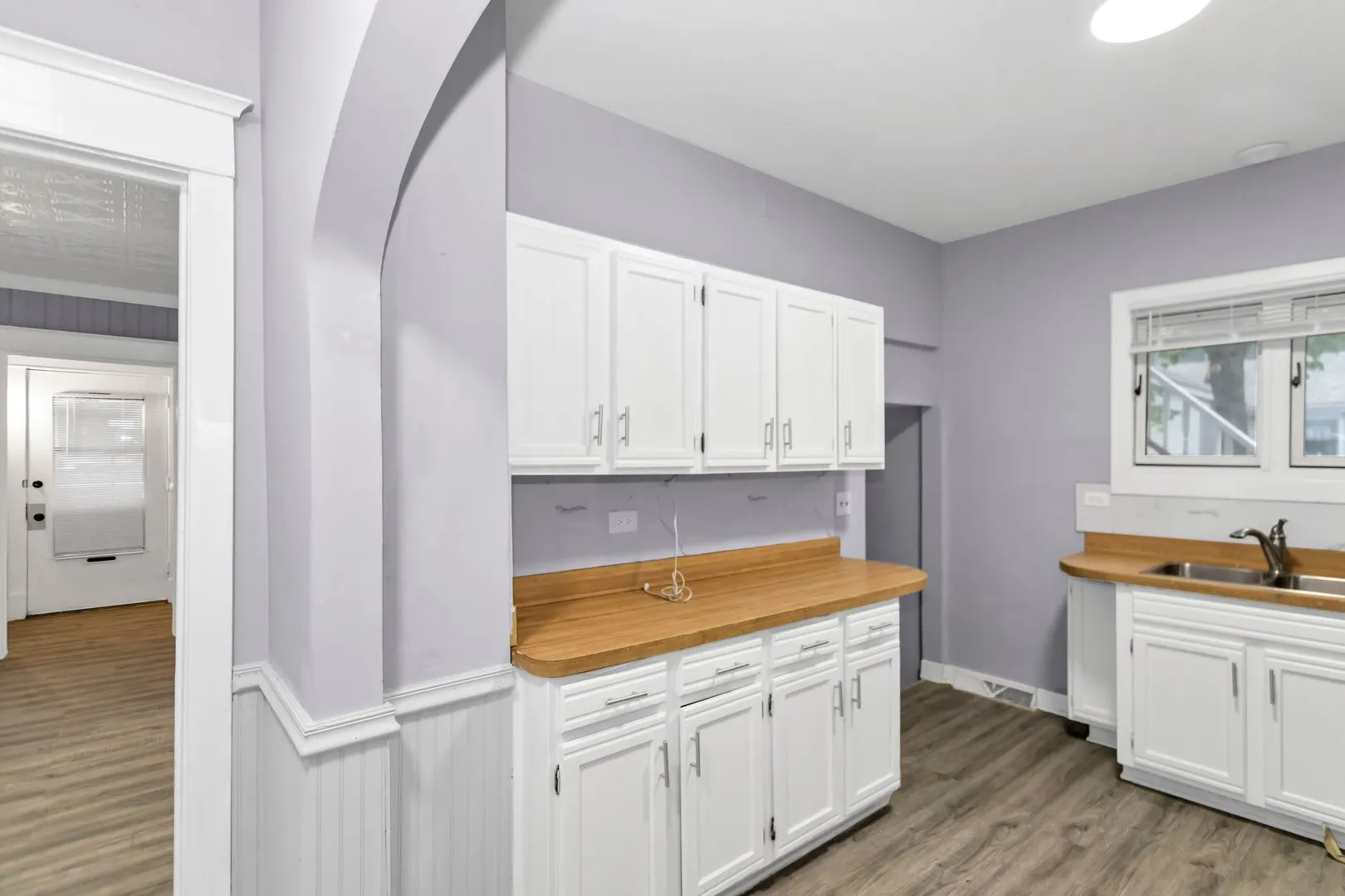 209 E Washington Street IL