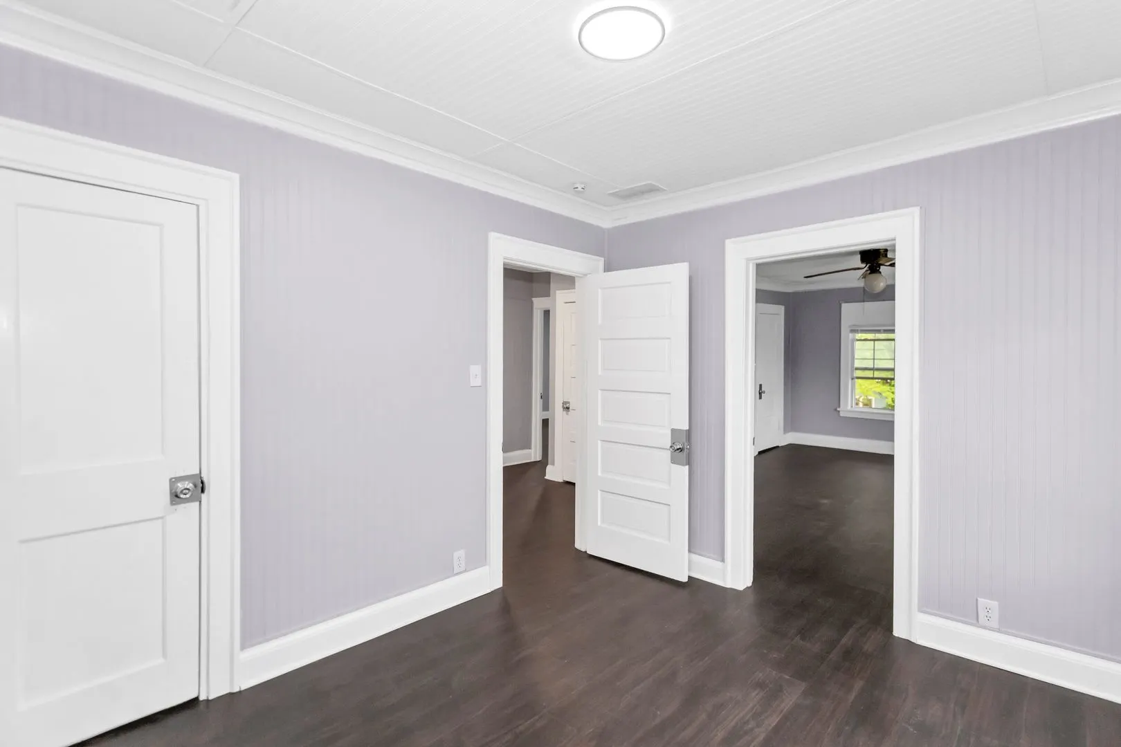 209 E Washington Street IL