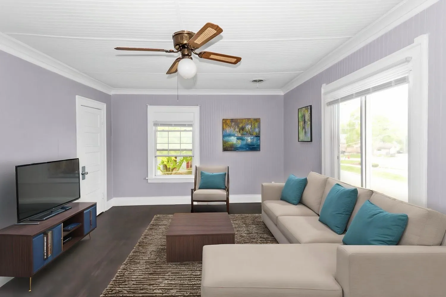 209 E Washington Street IL