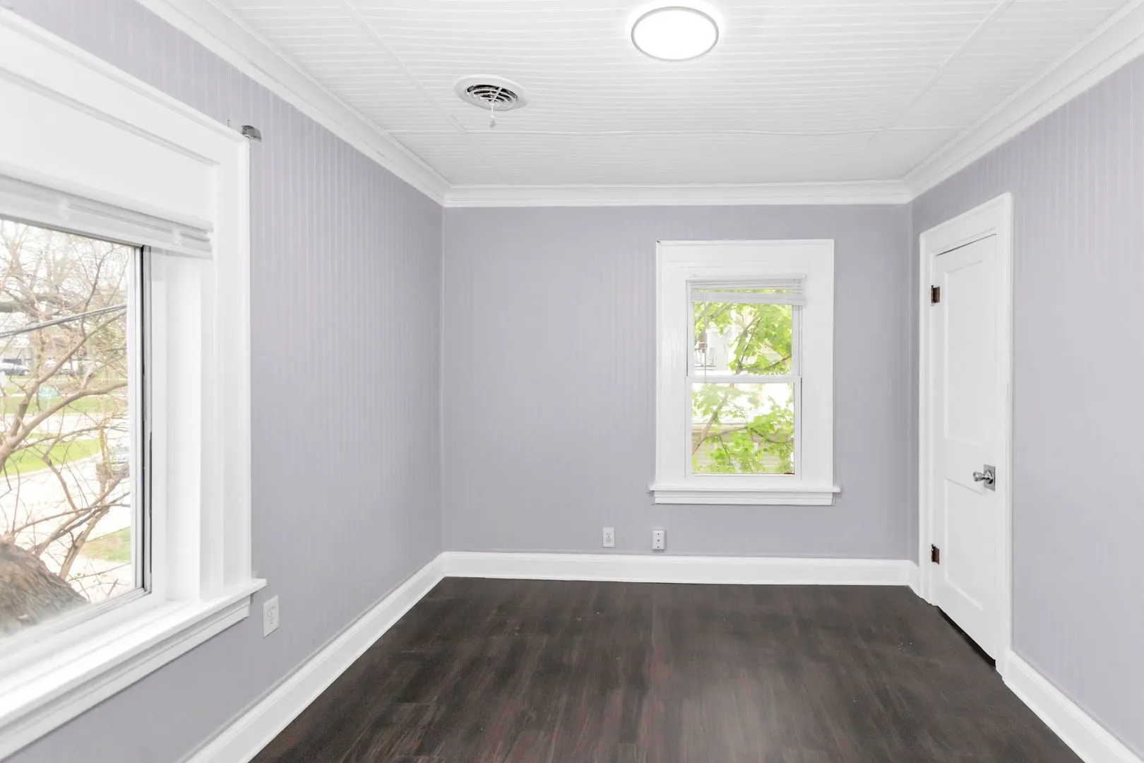 209 E Washington Street IL