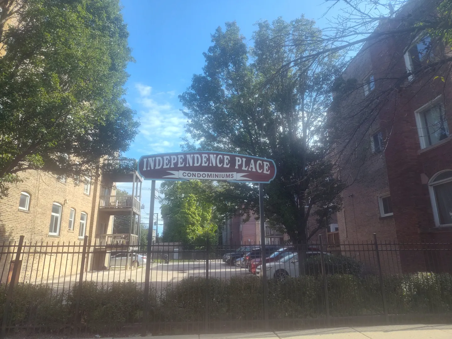 757 S Independence Boulevard 3S IL