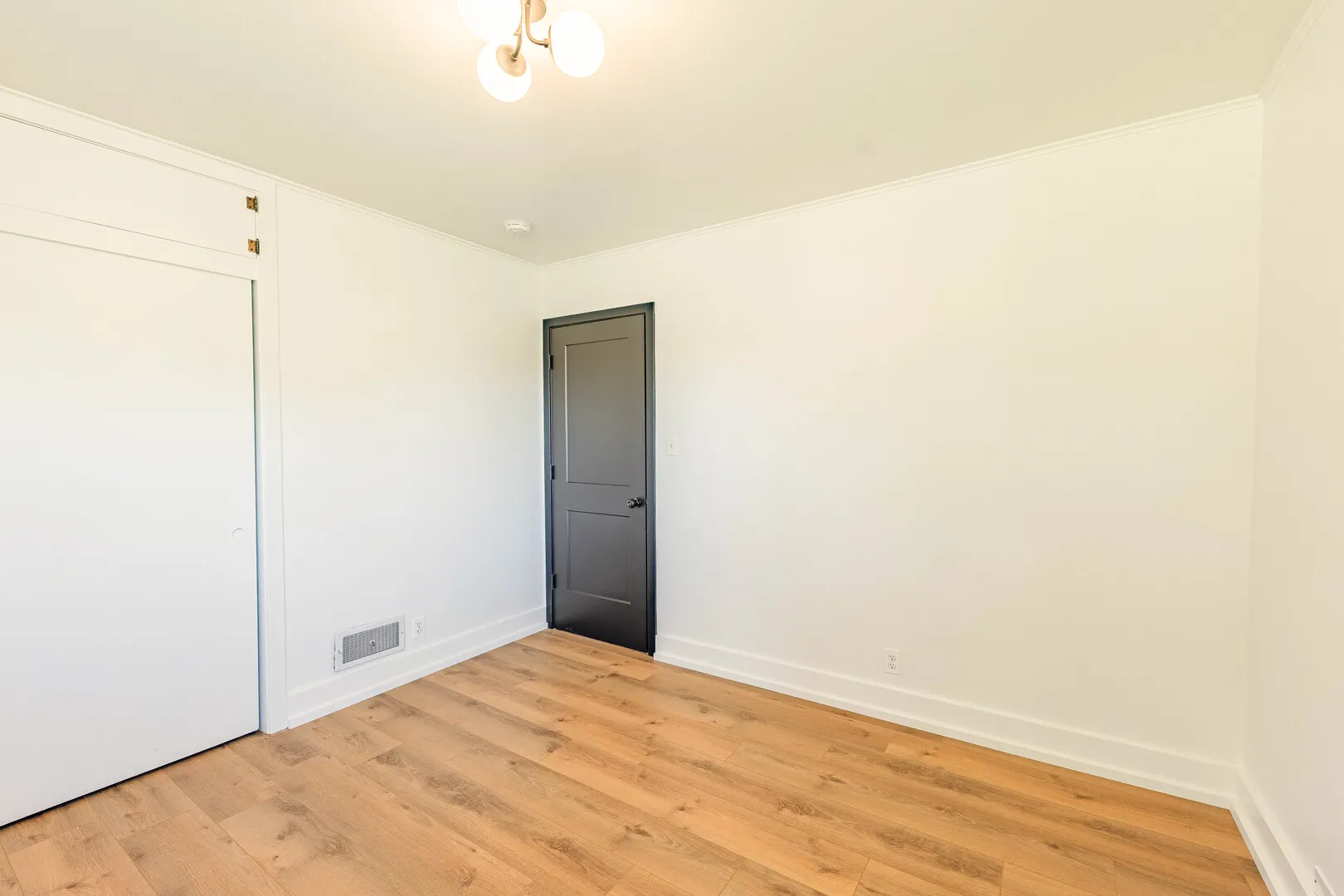 2N579 Bloomingdale Road IL