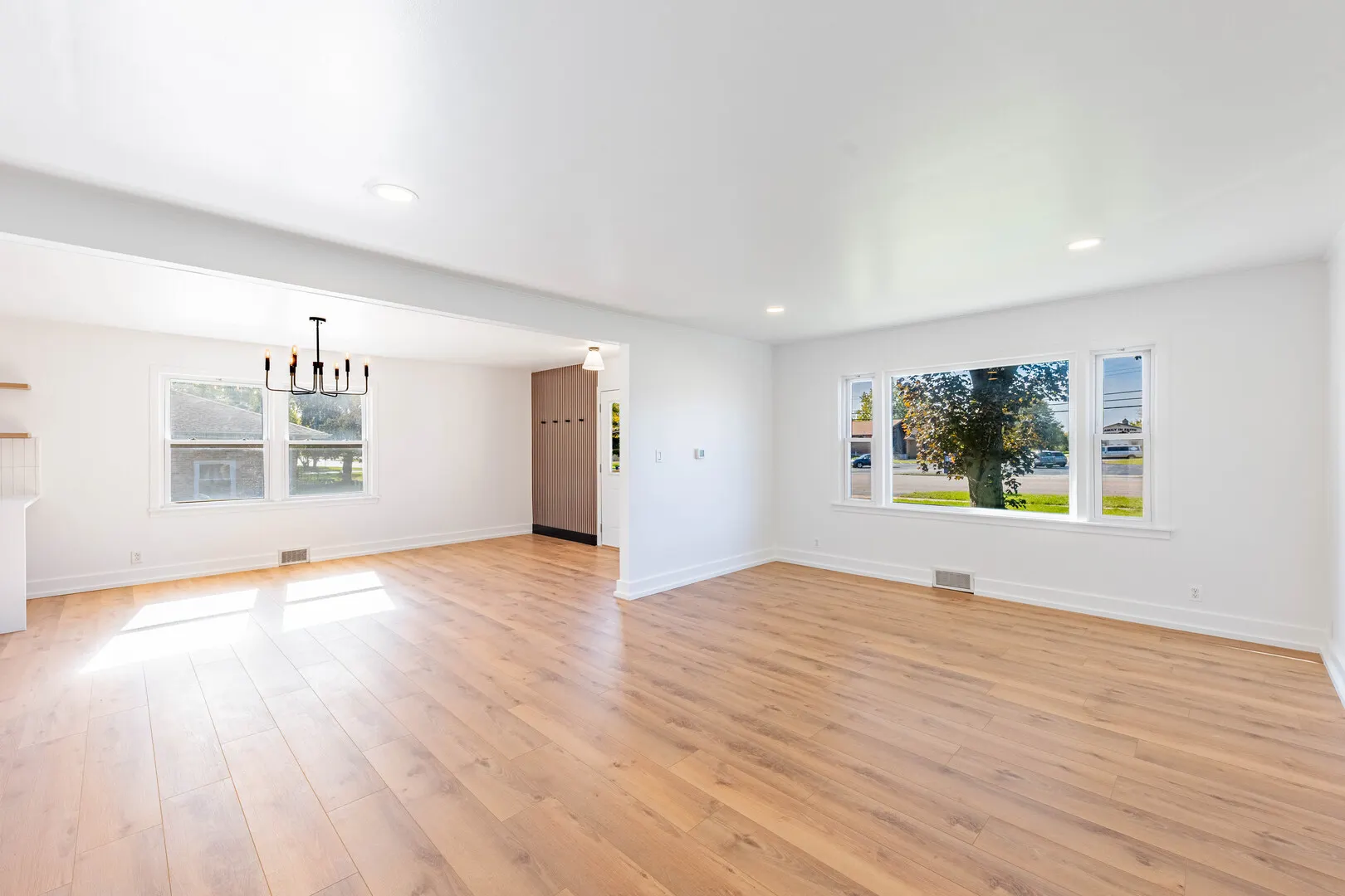 2N579 Bloomingdale Road IL