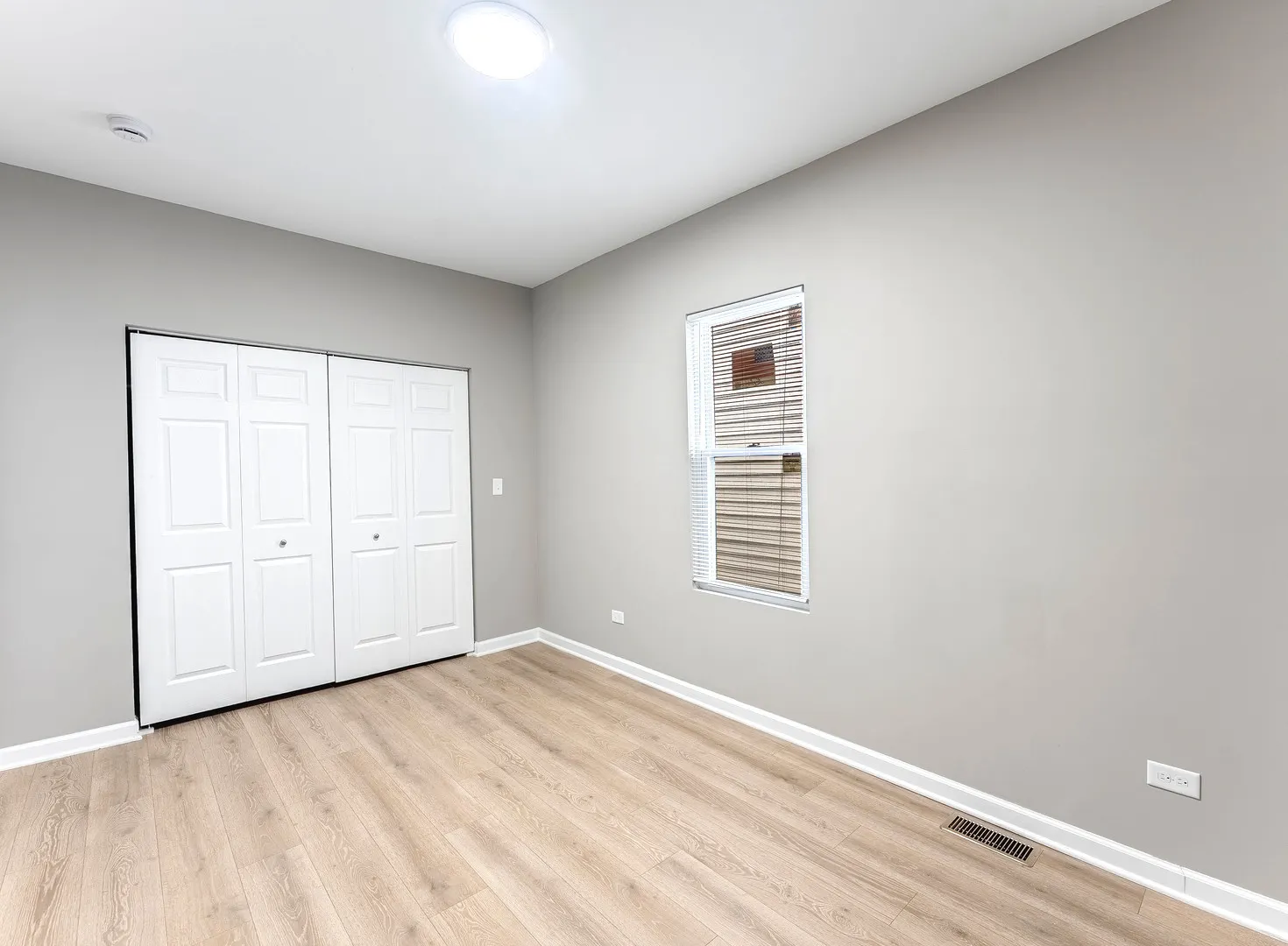 2733 W 38th Street IL