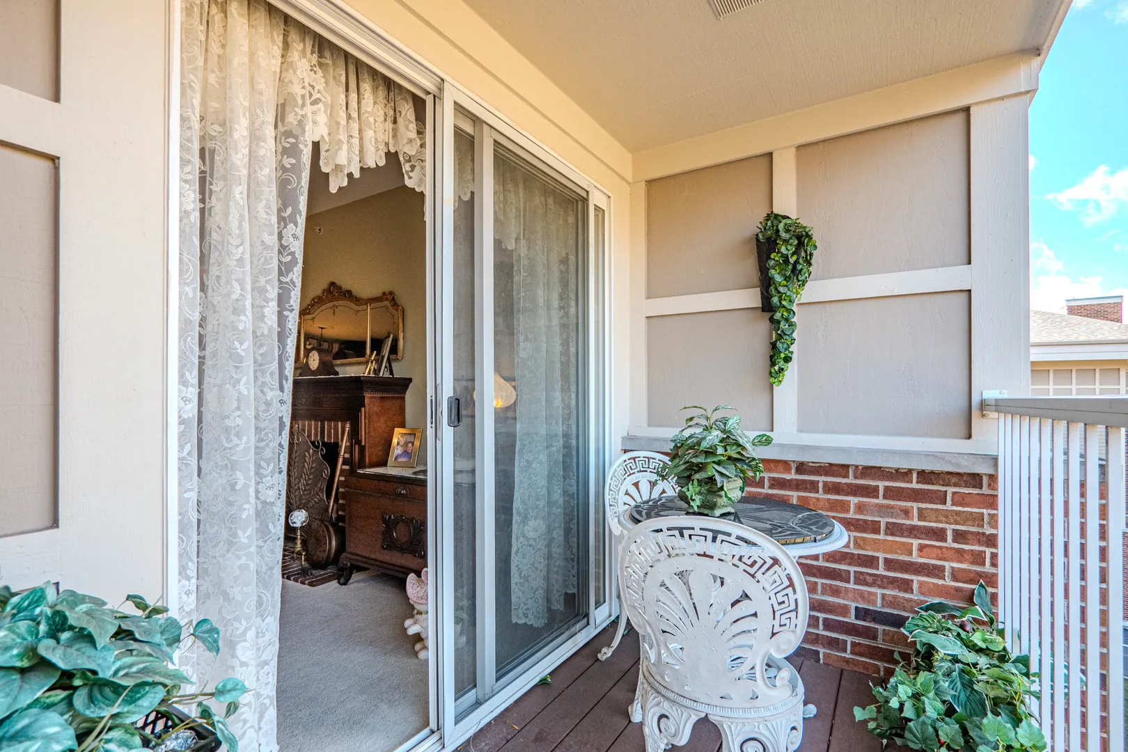 801 N Mclean Boulevard 316 IL