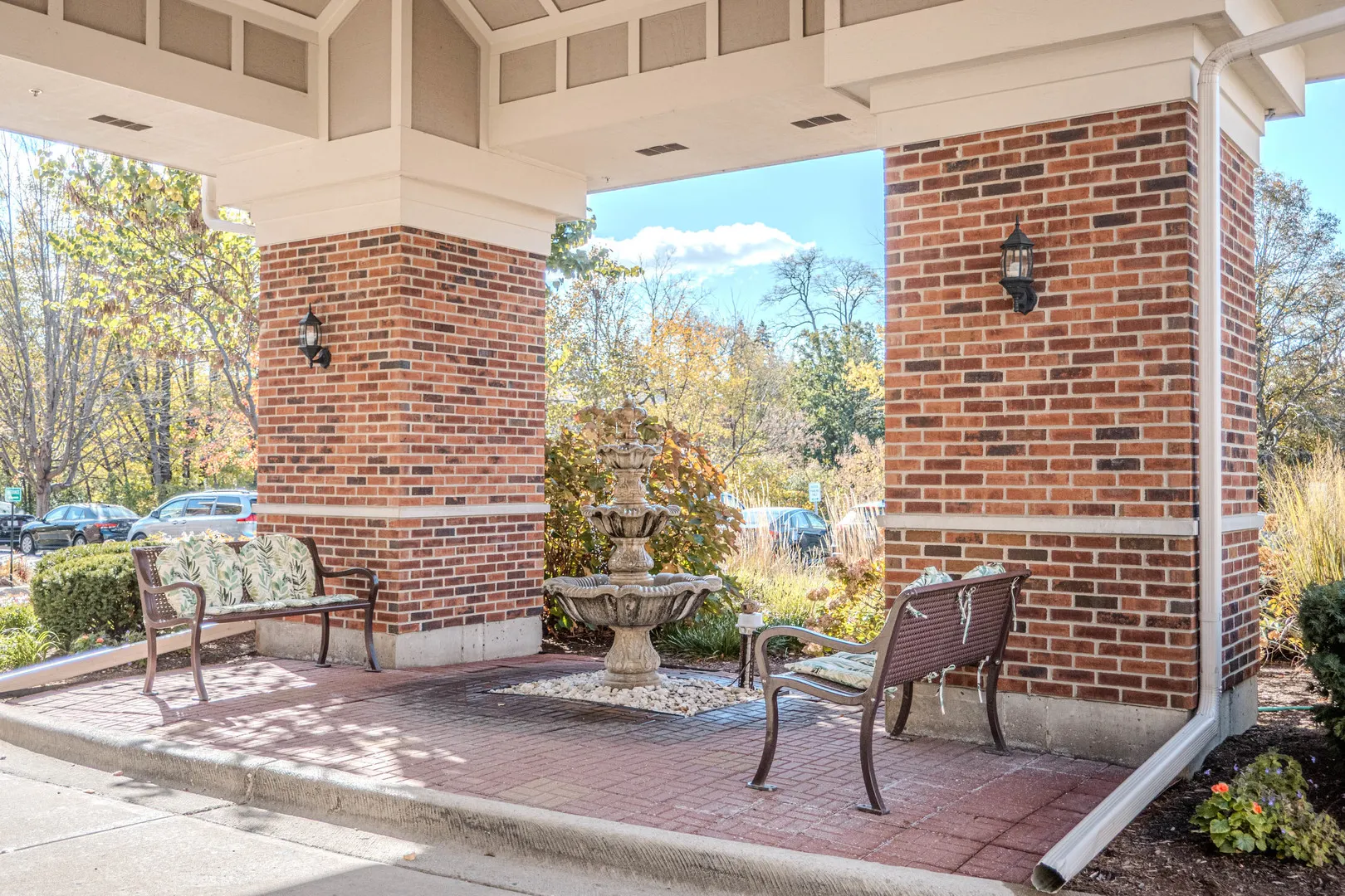 801 N Mclean Boulevard 316 IL