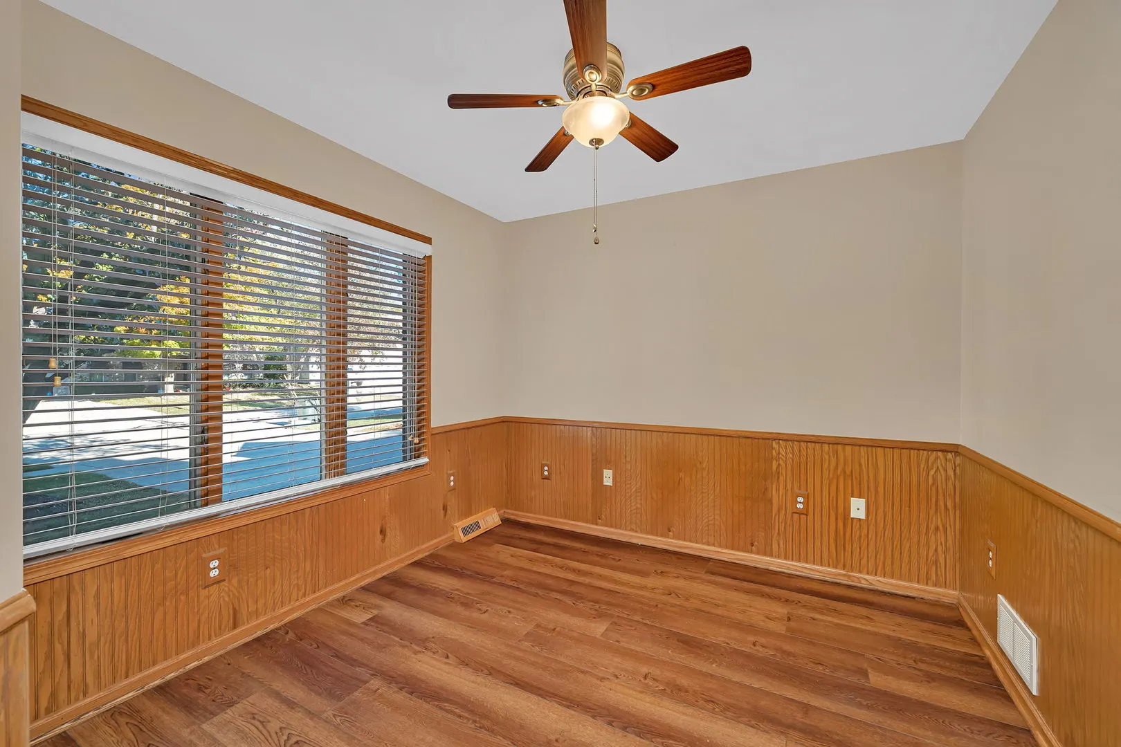 24605 S River Trail IL